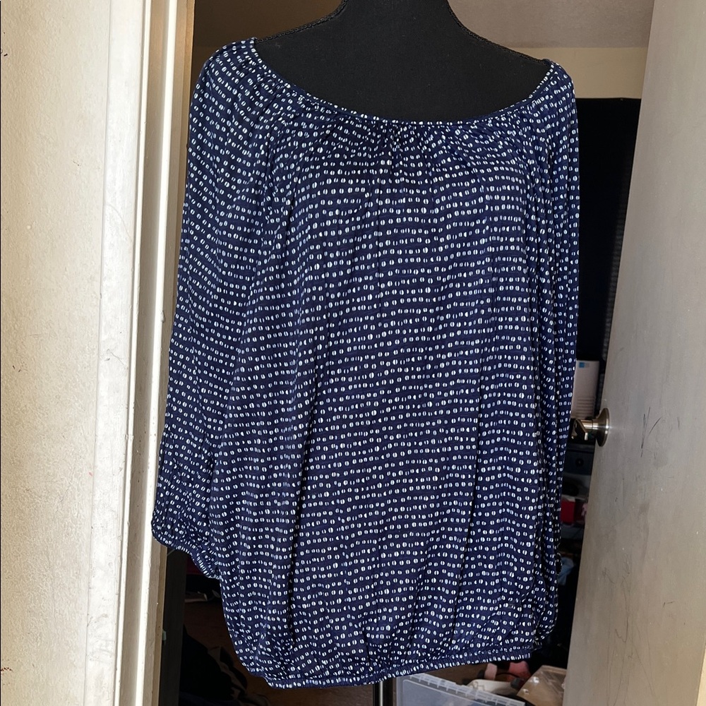 Faded Glory Navy and White Women's Blouse